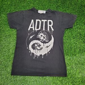 ADTR Rock Skull Shirt Womens Small 18x25 A Day to Remember